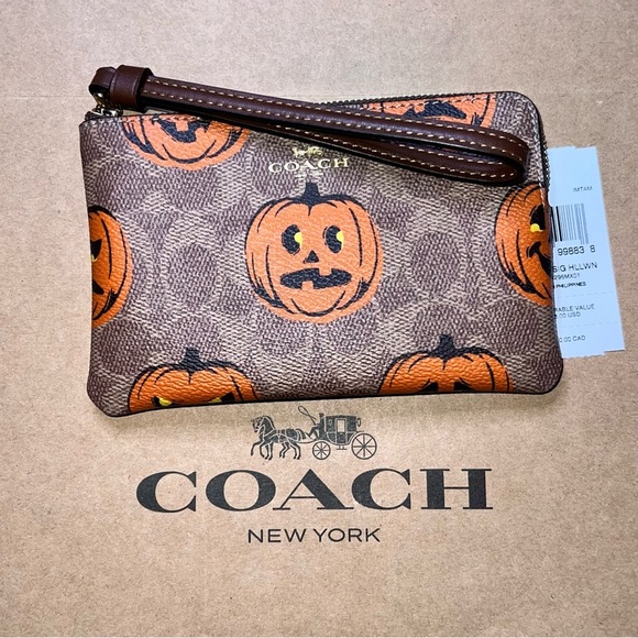 NWT COACH Halloween Corner Zip Wristlet Signature Canvas w Pumpkin Print CCL20 - Picture 1 of 7